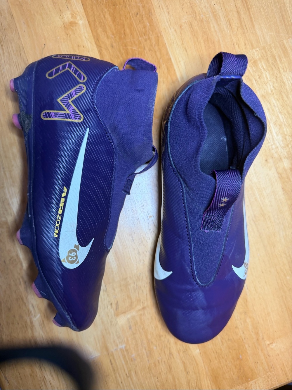 Nike Kids' Jr. Mercurial Superfly 10 Academy Kylian Mbappé Soccer Cleat - 2.5Y